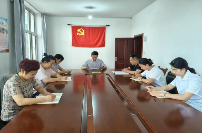 麻山区文体局开展“诚信建设进机关筑牢政务服务金招牌”宣传活动